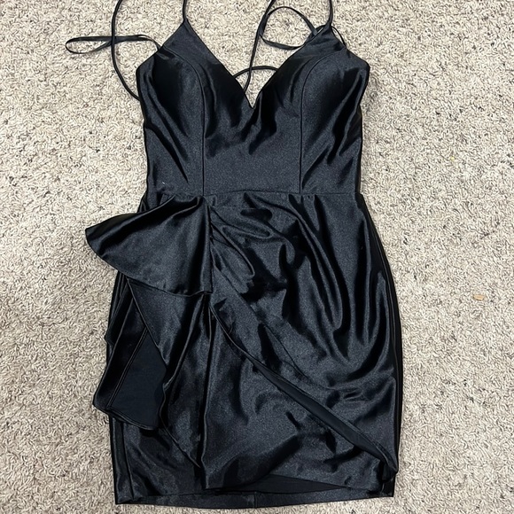 Windsor Dresses & Skirts - Brand Windsor Black Dress